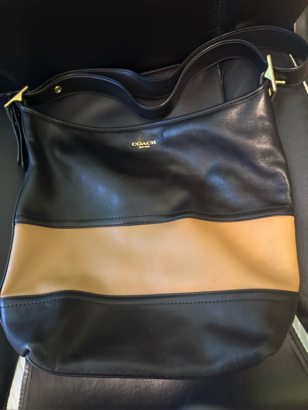 Coach Vintage Black and Tan Leather Hobo Shoulder Bag